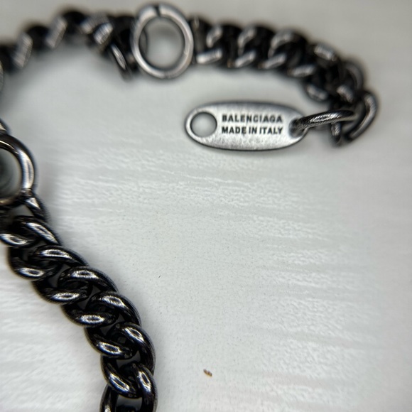 BALENCIAGA Typo Metal Necklace in silver-tone brass - Picture 4 of 5